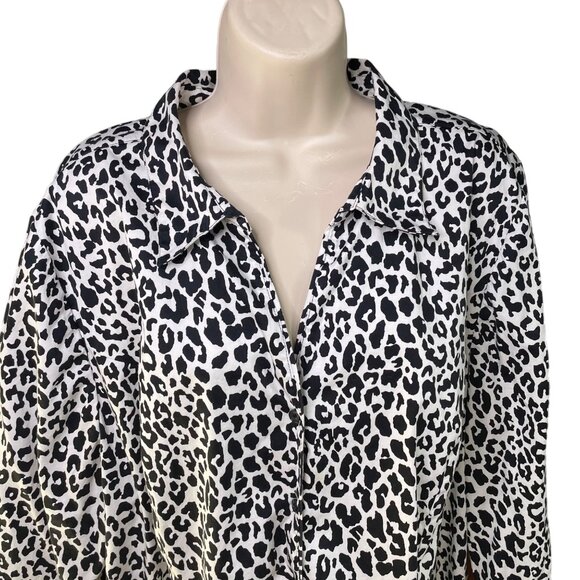 Lane Bryant Button Down Blouse Animal Print Top Plus Size 26 Black White u - Picture 2 of 10